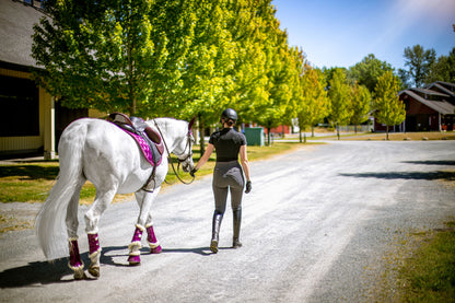 Tapis de selle de dressage Equine Collective - Berry Crush