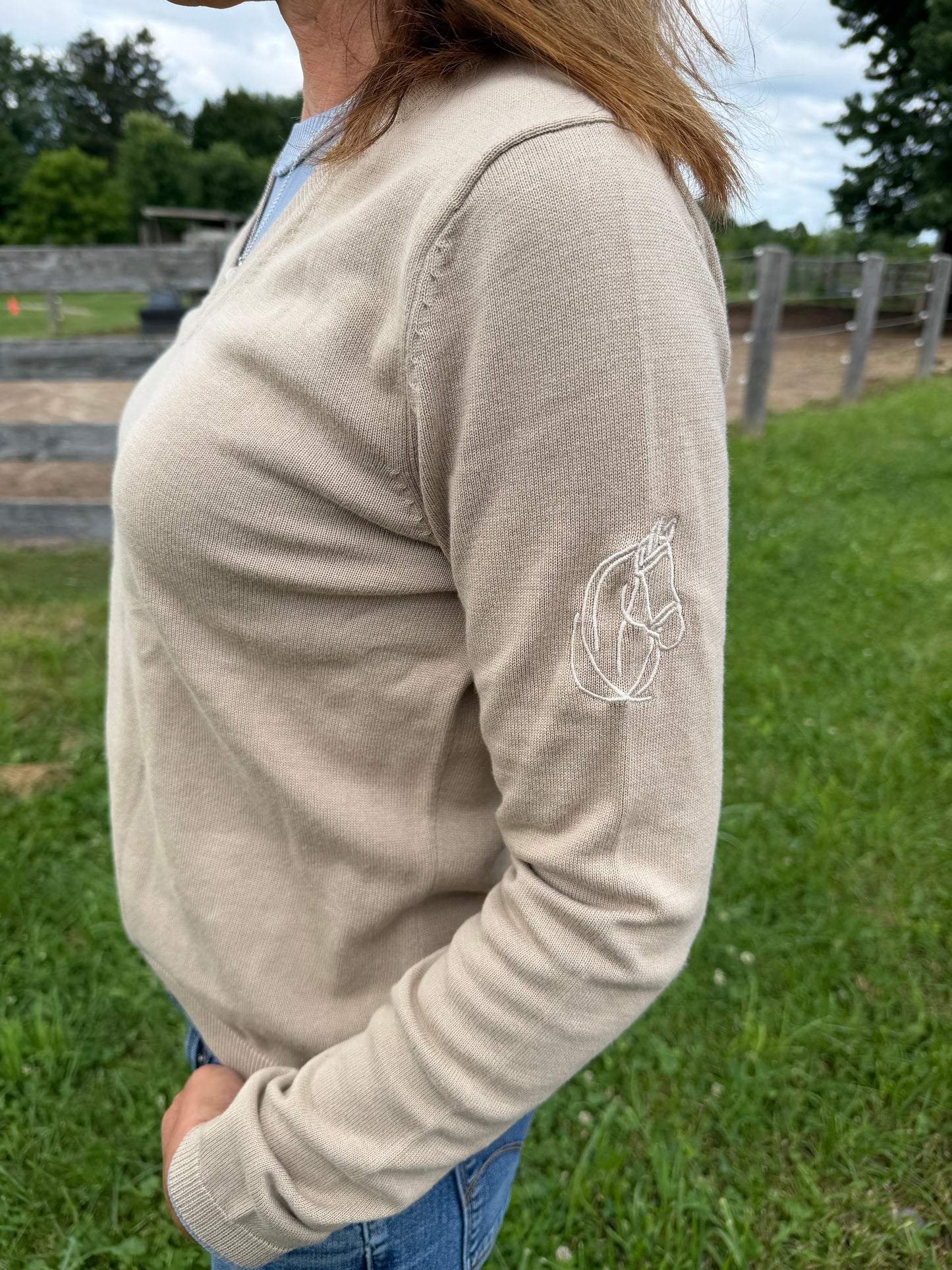 BIRCH LABEL x SP Rhodes Heritage, tricot col en V
